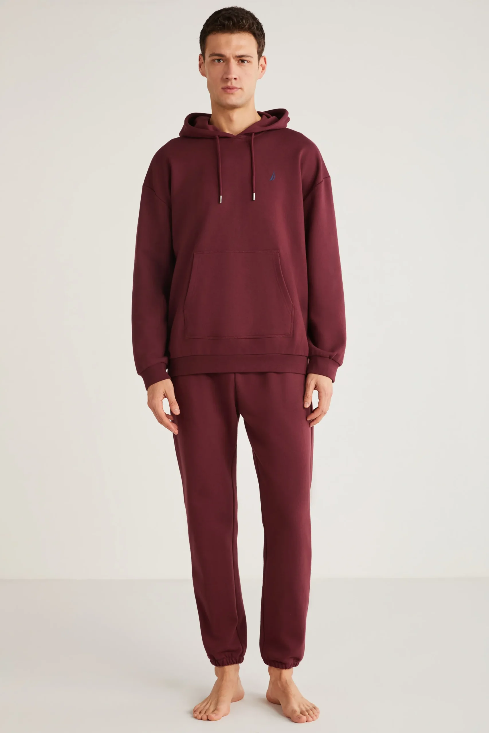 Hooded Sweatshirt – Casual Comfort Redefined (M802)
