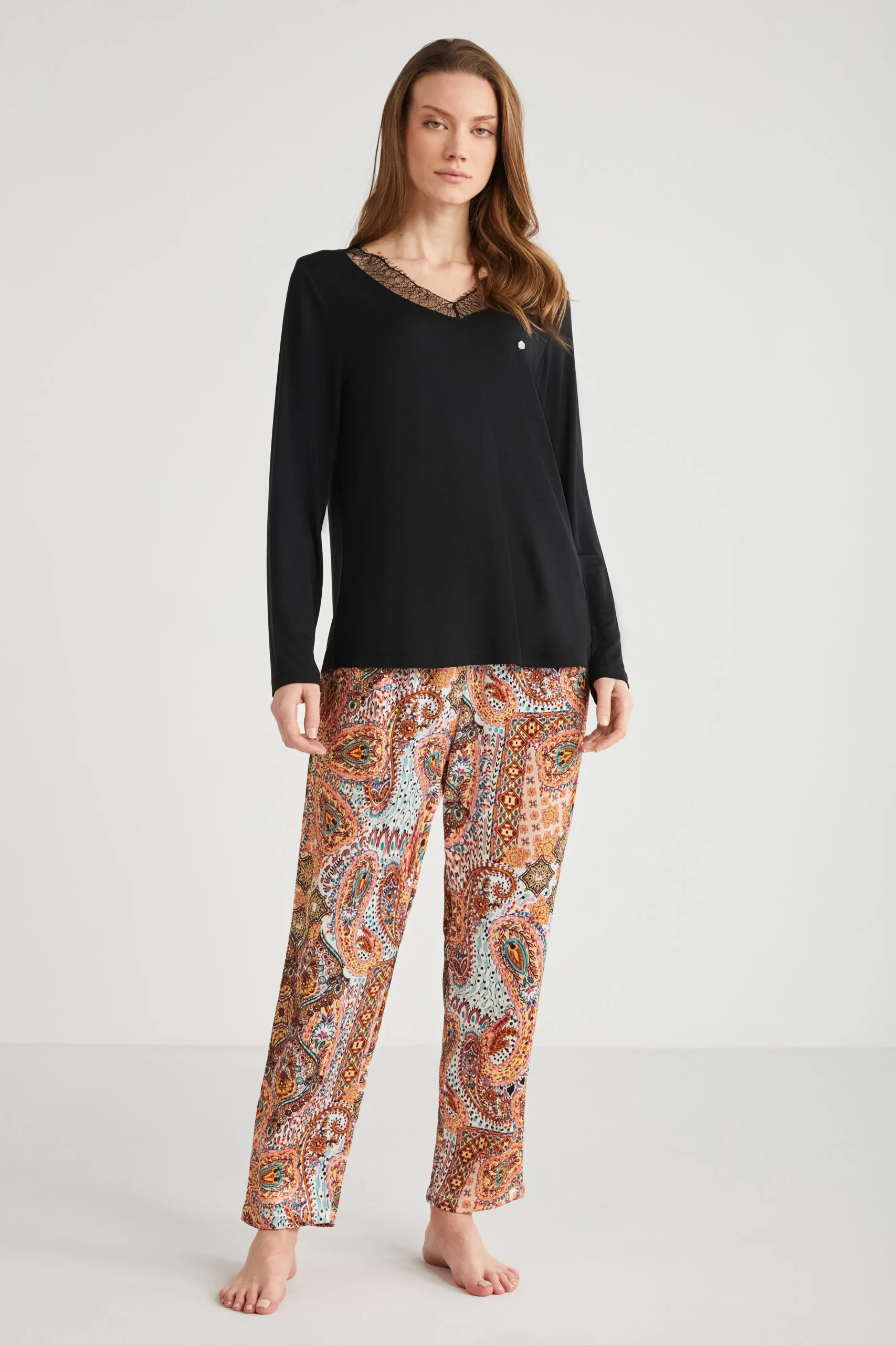 Ethnic Patterned Pajama Set 9733