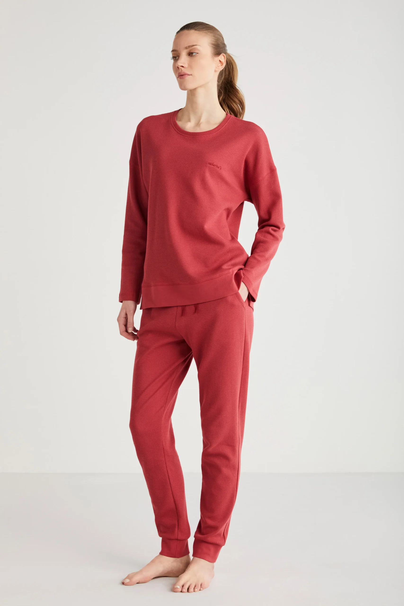 Comfort Pajama Set - Effortless Elegance for Relaxation 2631