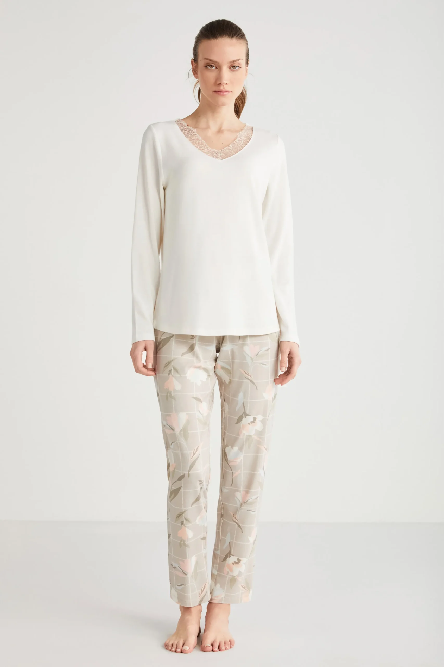 Lux Pajama Set – Effortless Elegance and Supreme Comfort 2629