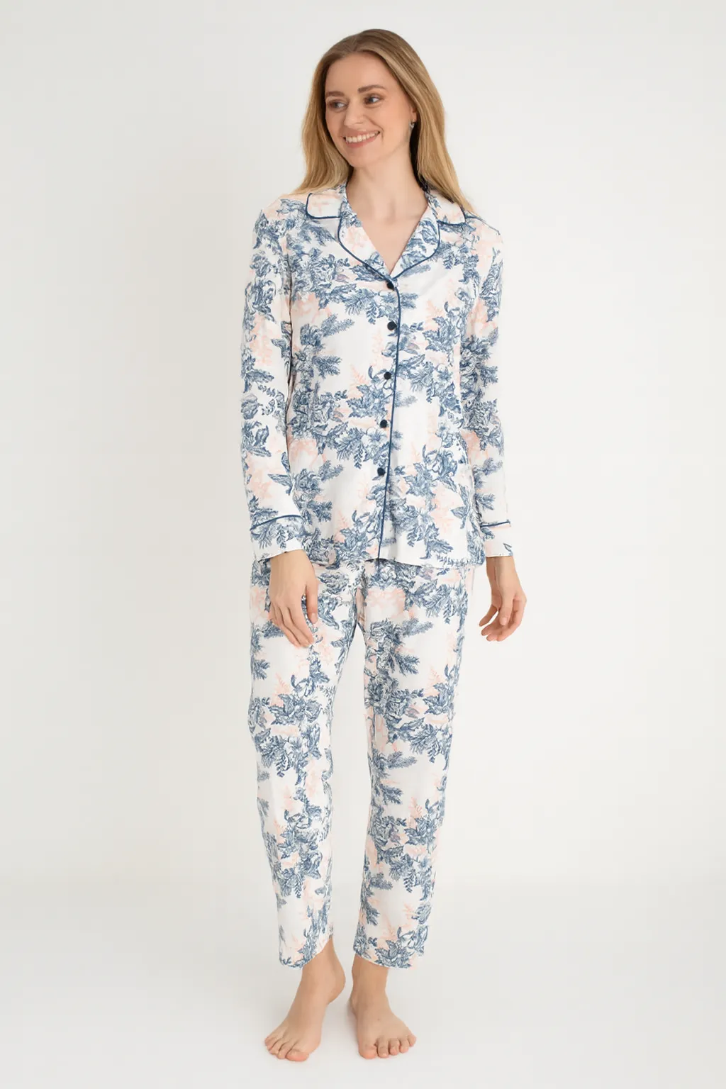 Effortless Chic: Patterned Shirt Set for Confident Everyday Style 2746