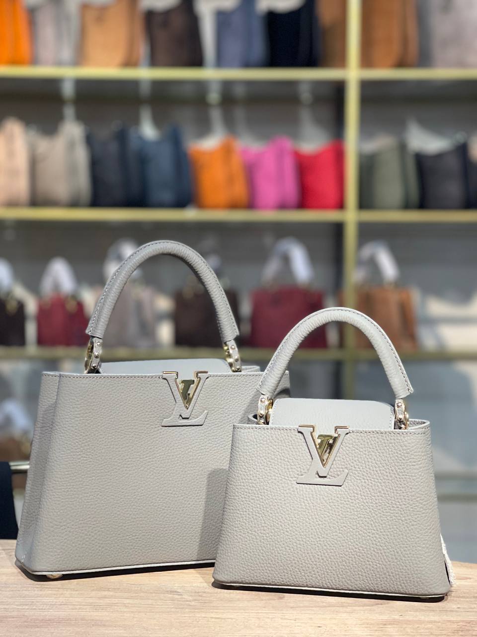 LOUIS VUITTON Capucines Bag %100 Real Leather