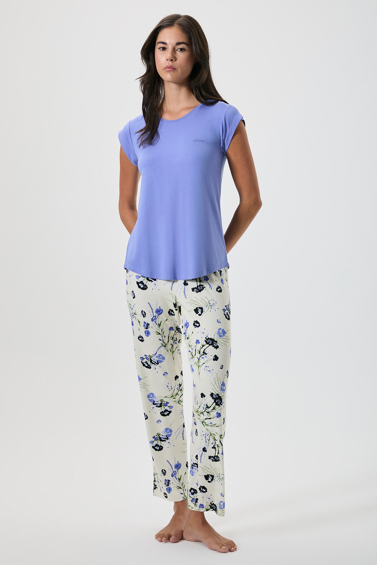 Floral Patterned Pajama Set 20211