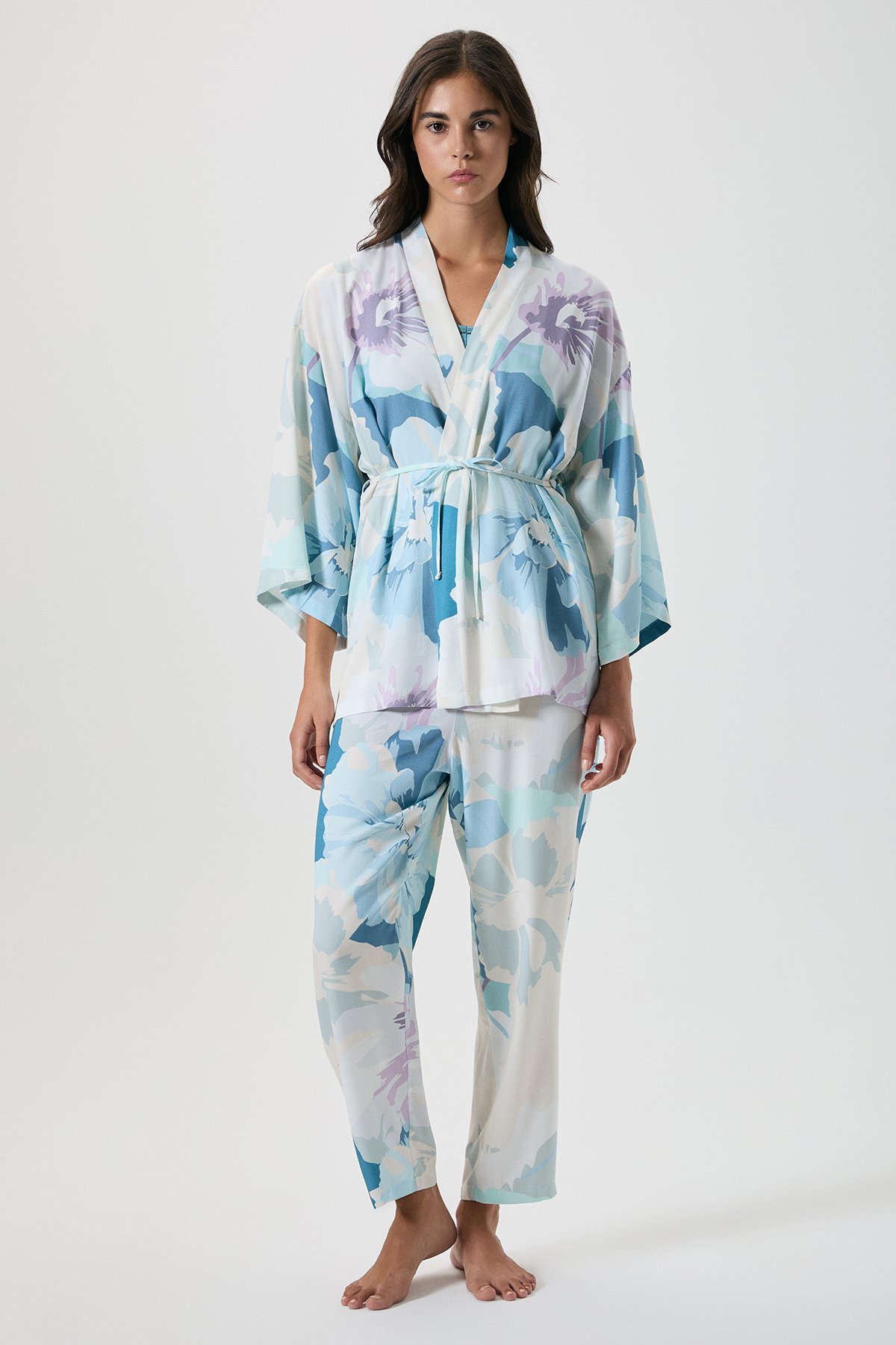 Three-Piece Pajama Set With Floral Pattern 20226