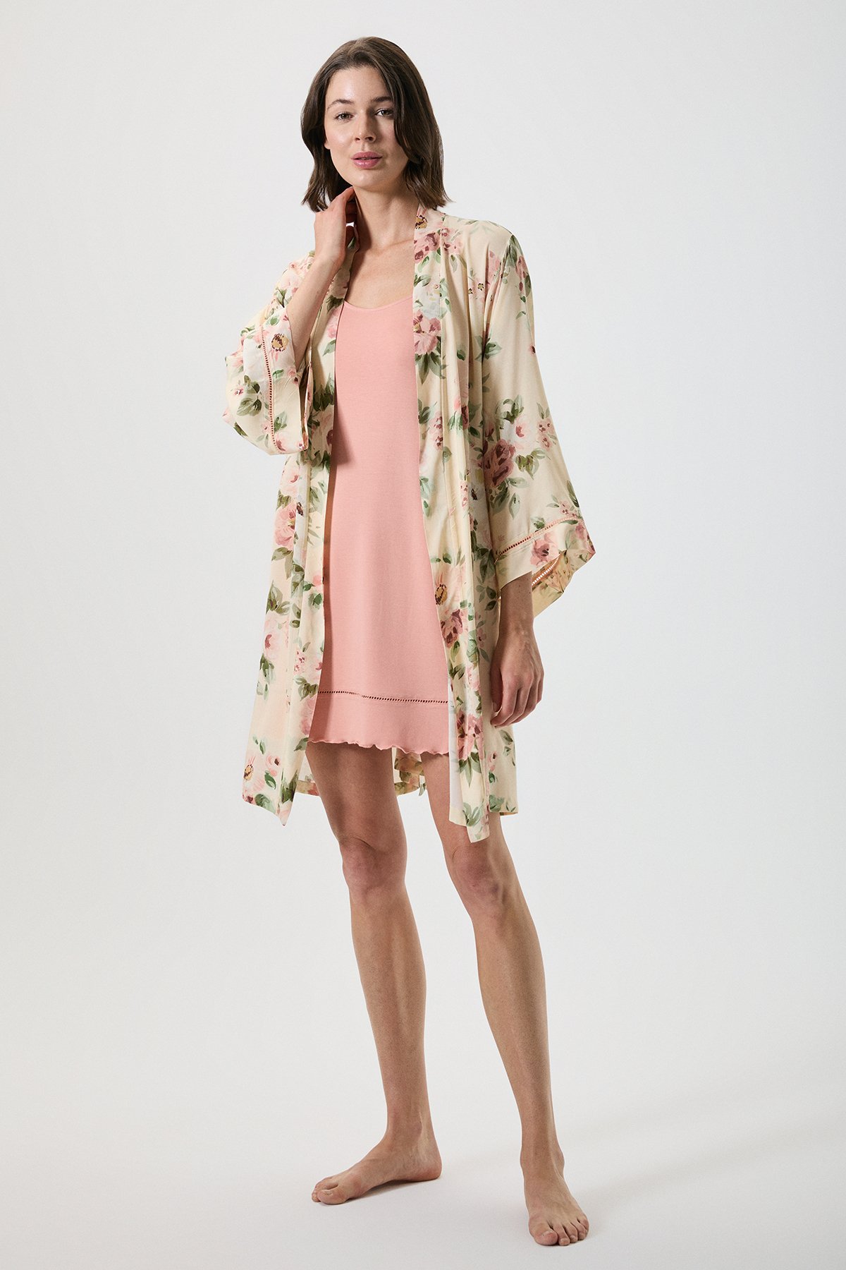 Lace-Detailed and Floral Patterned Dressing Gown Set 20237